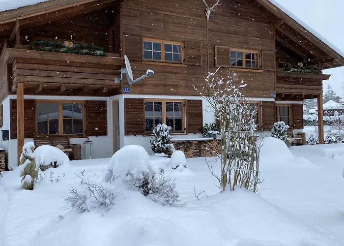 Chalet Tirolia