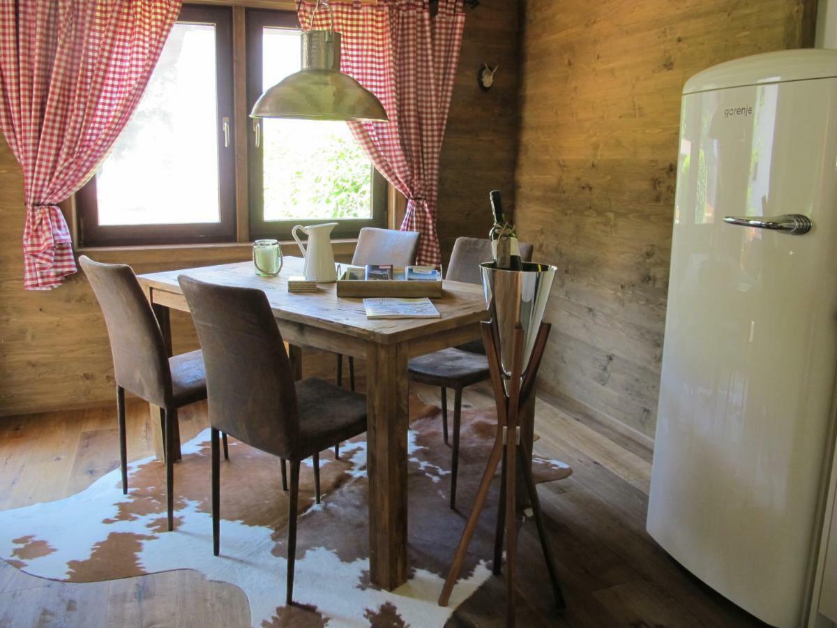 Chalet Tirolia *